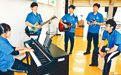 子供たちと合唱 少年自然の家職員バンド なし が素敵 Unison V ユニゾンブレス